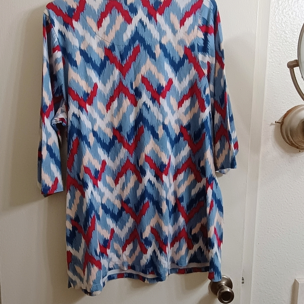 Deco Women's Zigzag Patterned Blouse - Blue and Red - Picture 2 of 4